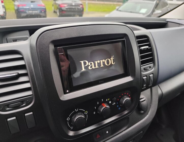 Opel Vivaro Ostatní 1,6 l 89 kw