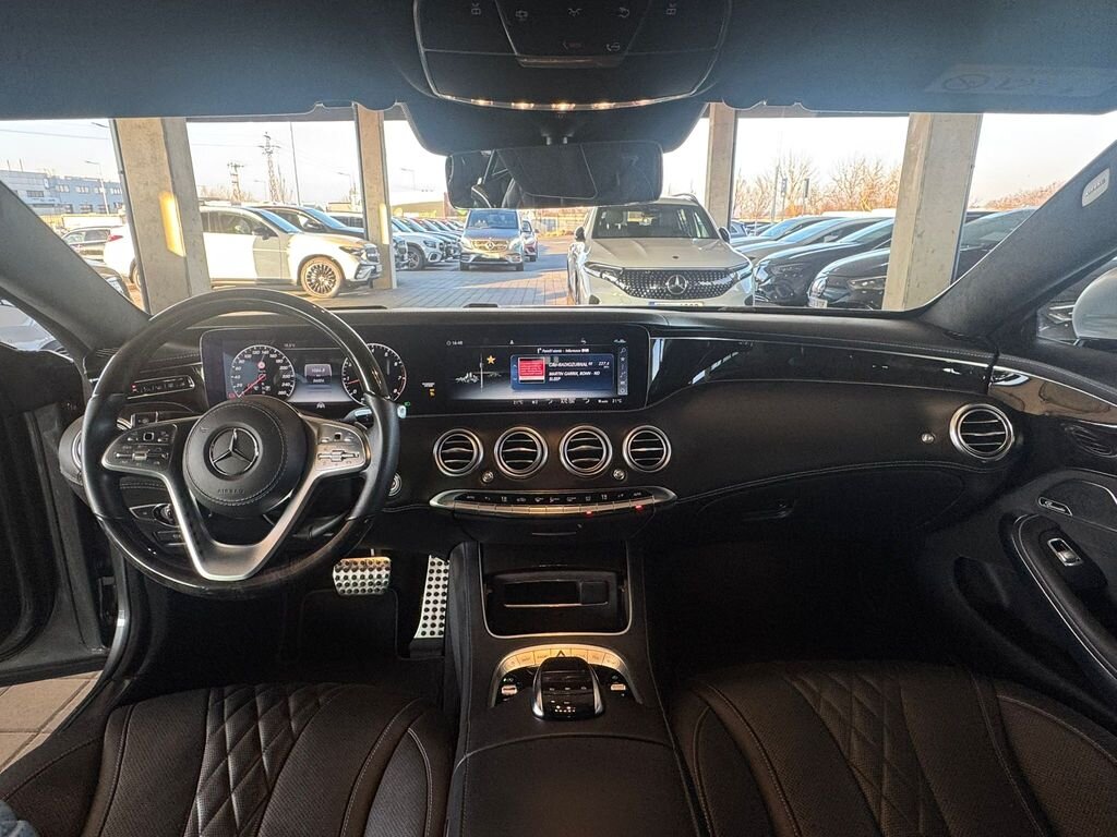 Mercedes-Benz Třídy S Kupé 4,0 l 345 kw