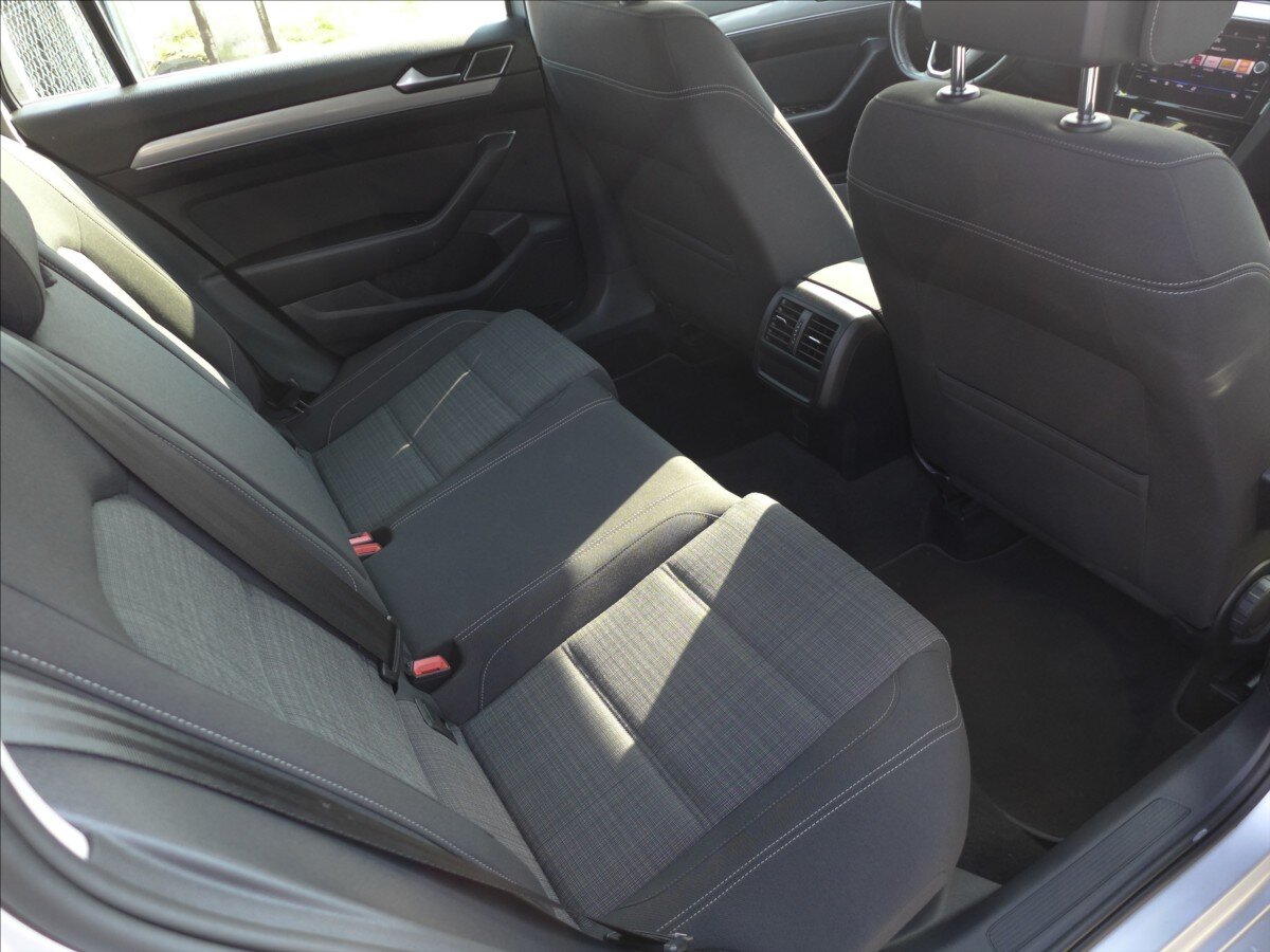 Volkswagen Passat Kombi 2,0 l 110 kw