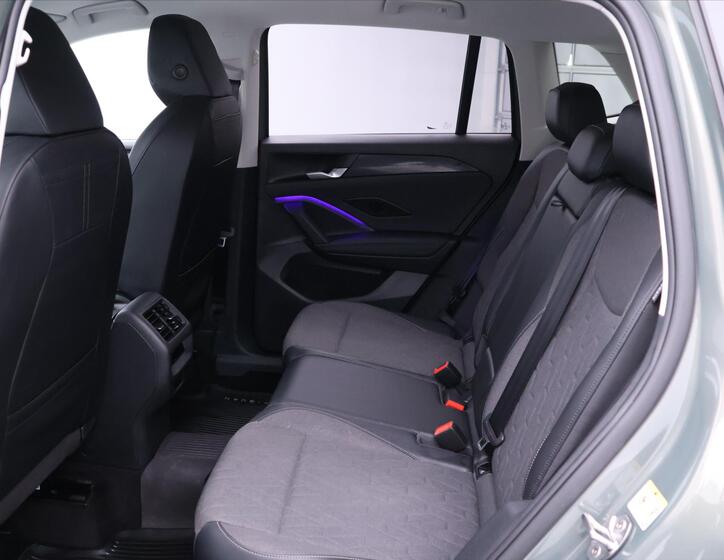 Volkswagen Tiguan 16