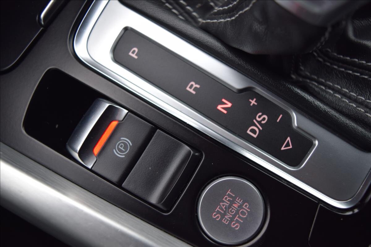 Audi Q5 SUV / Terénní 3,0 l 180 kw