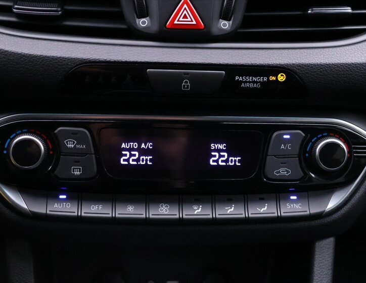 Hyundai i30 Liftback 1,6 l 100 kw