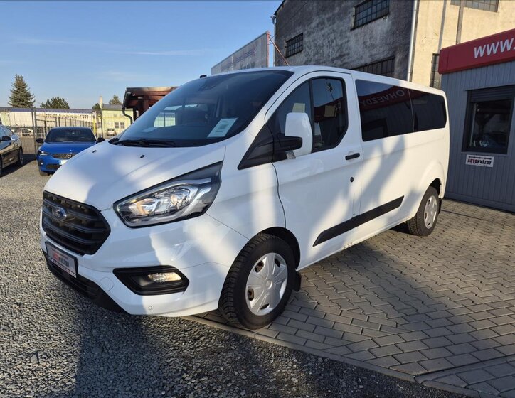 Ford Tourneo Custom MPV 2,0 l 96 kw