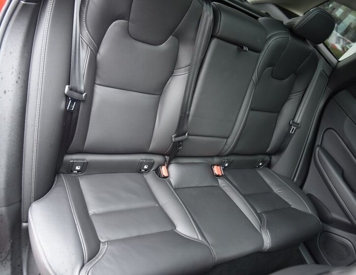 Volvo XC60 SUV / Terénní 2,0 l 186 kw