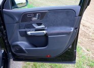 Mercedes-Benz GLB 13