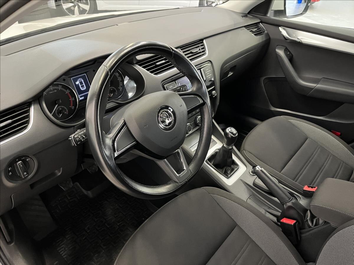 Škoda Octavia Liftback 1,8 l 132 kw