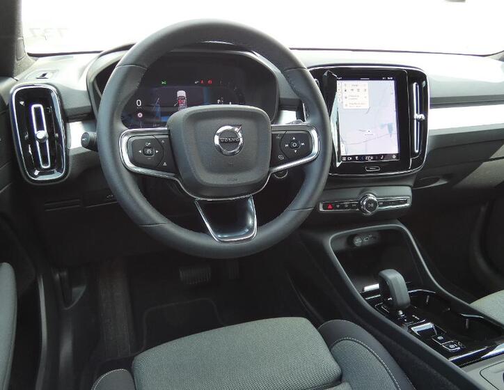 Volvo XC40 5