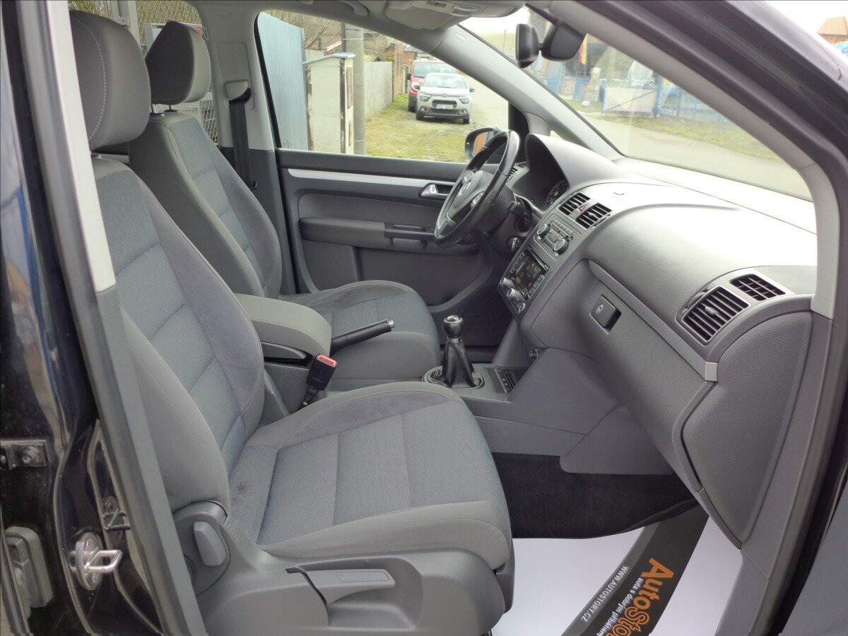 Volkswagen Touran Kombi 1,4 l 103 kw