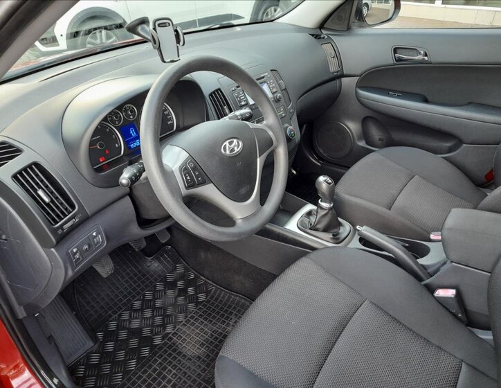 Hyundai i30 Hatchback 1,4 l 80 kw