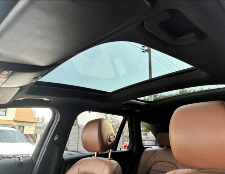 Mercedes-Benz GLC SUV / Terénní 3,0 l 270 kw