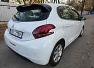 Peugeot 208 6