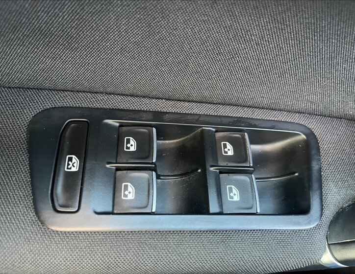 Volkswagen Golf Sportsvan Kombi 1,6 l 81 kw