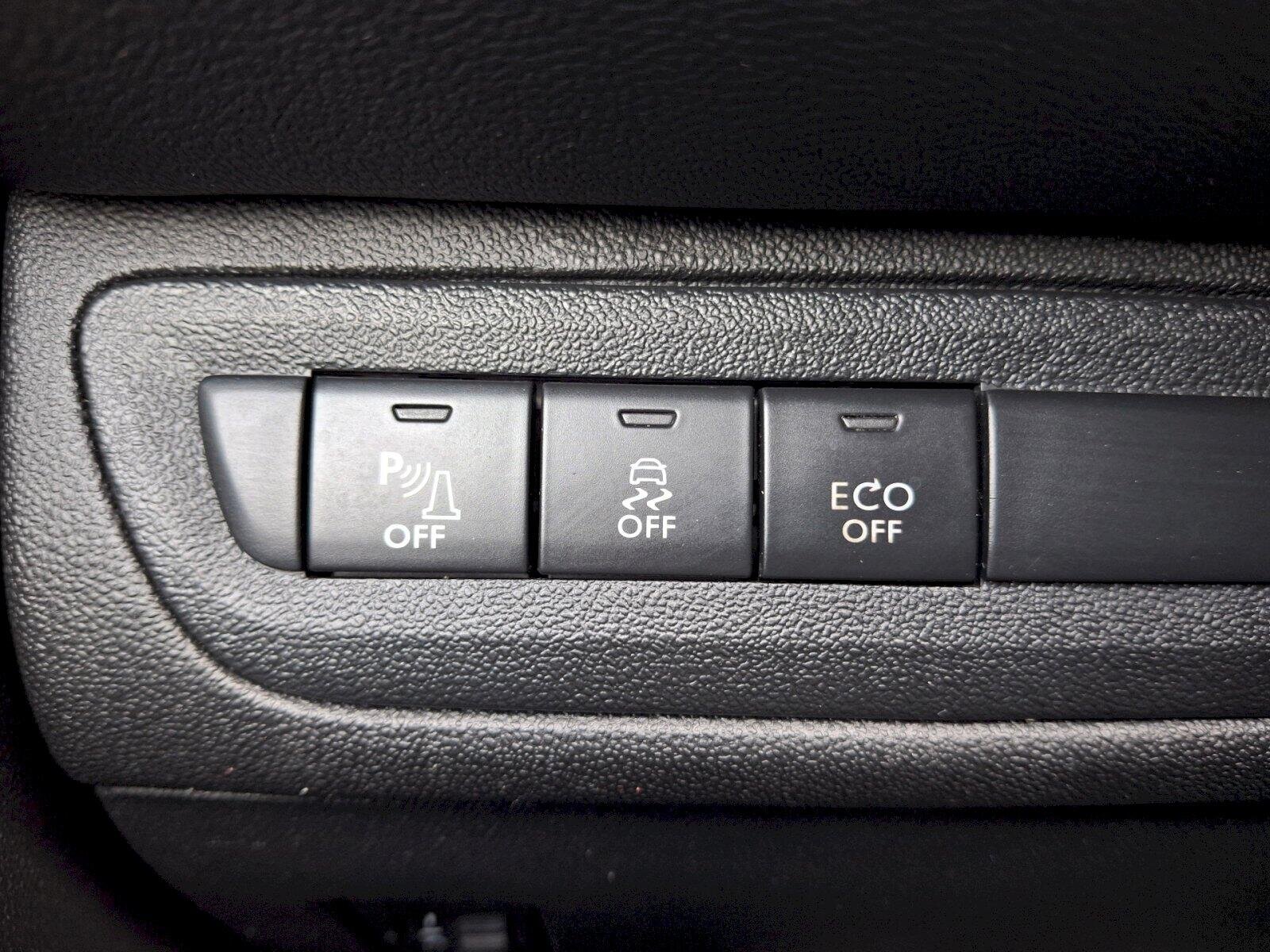 Peugeot 208 Hatchback 1,2 l 60 kw