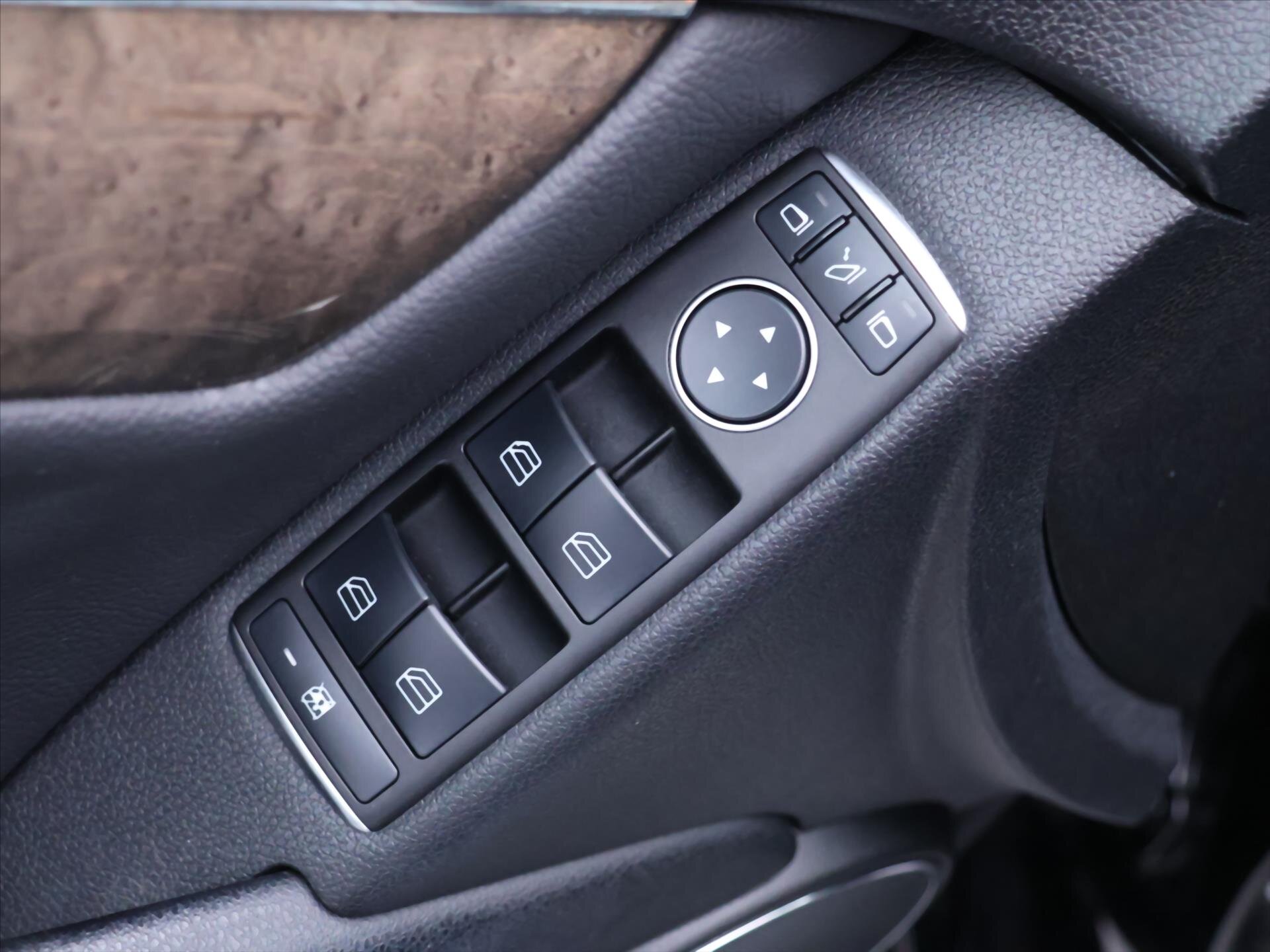 Mercedes-Benz Třídy C Kombi 1,8 l 115 kw