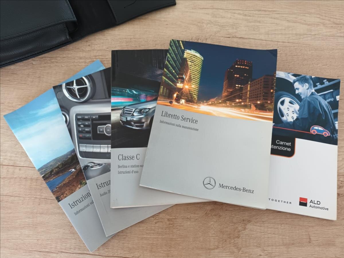 Mercedes-Benz Třídy C Kombi 2,1 l 100 kw