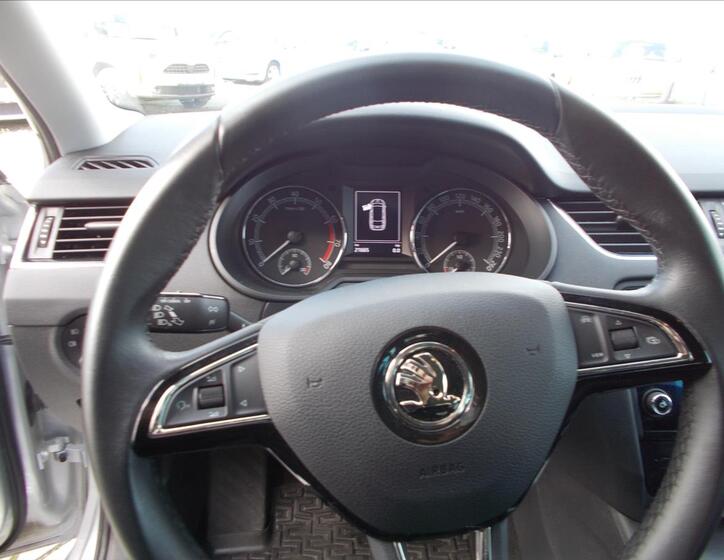 Škoda Octavia 24