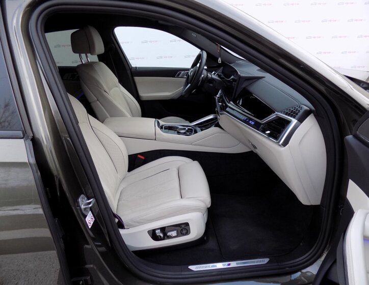 BMW X6 SUV 3,0 l 210 kw