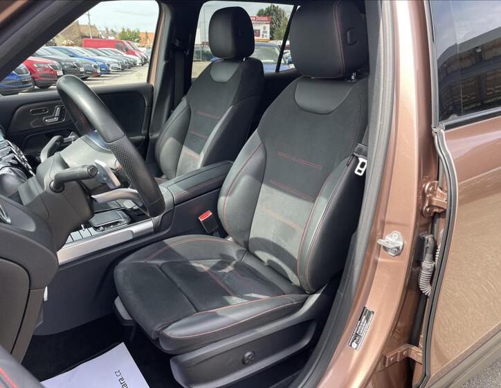 Mercedes-Benz GLB 25