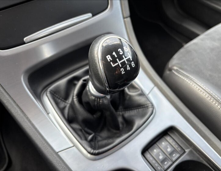 Ford Mondeo Kombi 2,0 l 103 kw