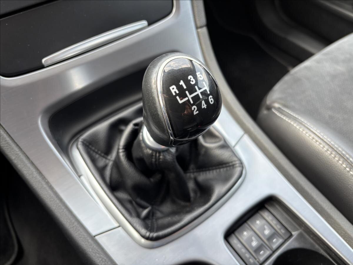 Ford Mondeo Kombi 2,0 l 103 kw