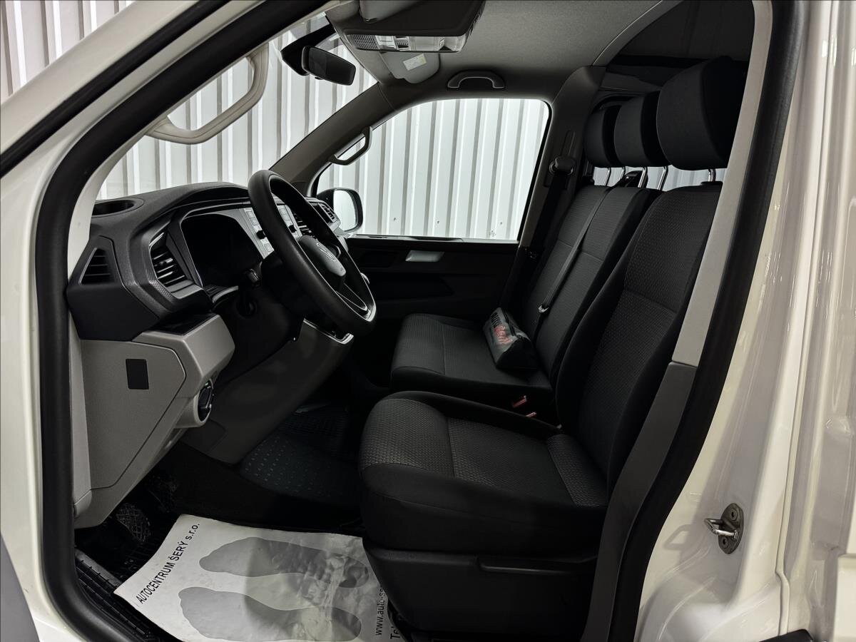 Volkswagen Transporter Kombi 2,0 l 81 kw