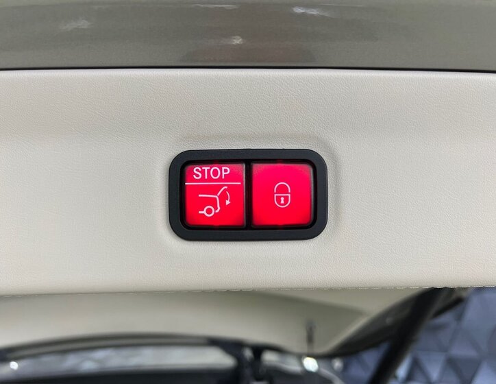 Mercedes-Benz GLS SUV / Terénní 4,0 l 410 kw
