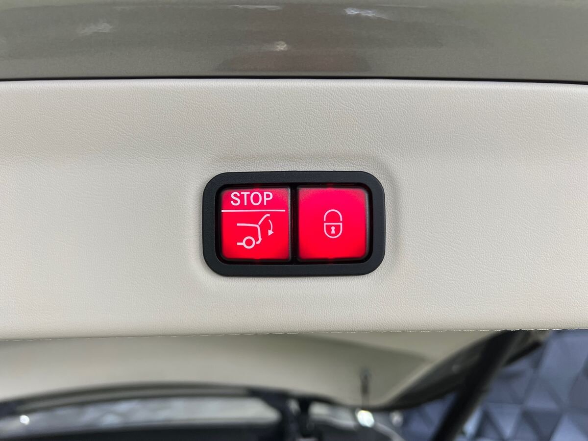 Mercedes-Benz GLS SUV / Terénní 4,0 l 410 kw