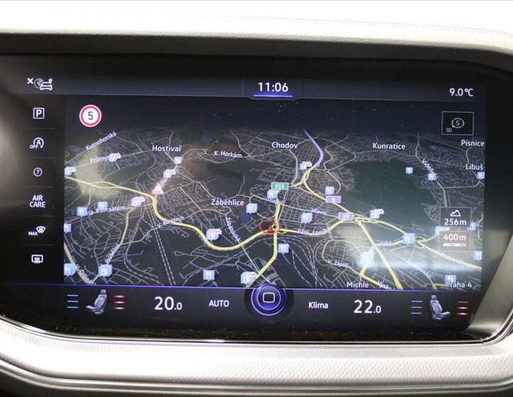 Volkswagen Touareg 11