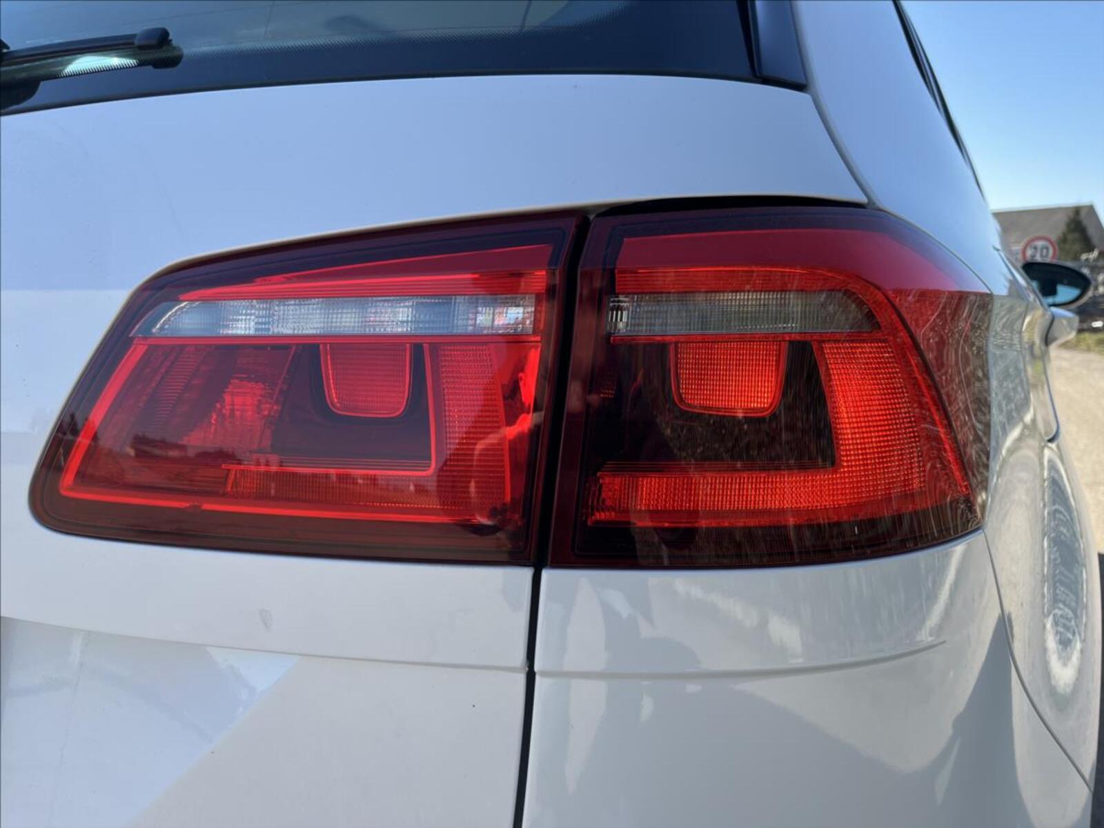 Volkswagen Golf Sportsvan 51