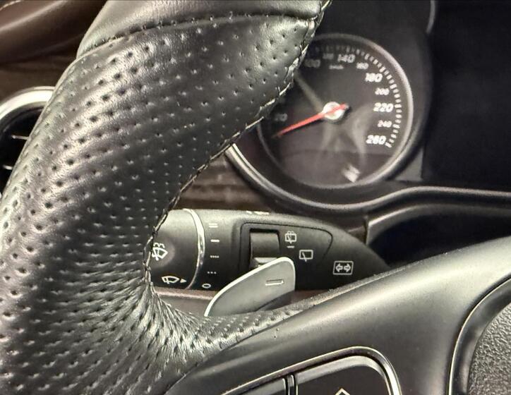 Mercedes-Benz Třídy V 24