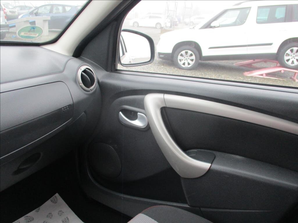 Dacia Duster SUV 1,6 l 77 kw