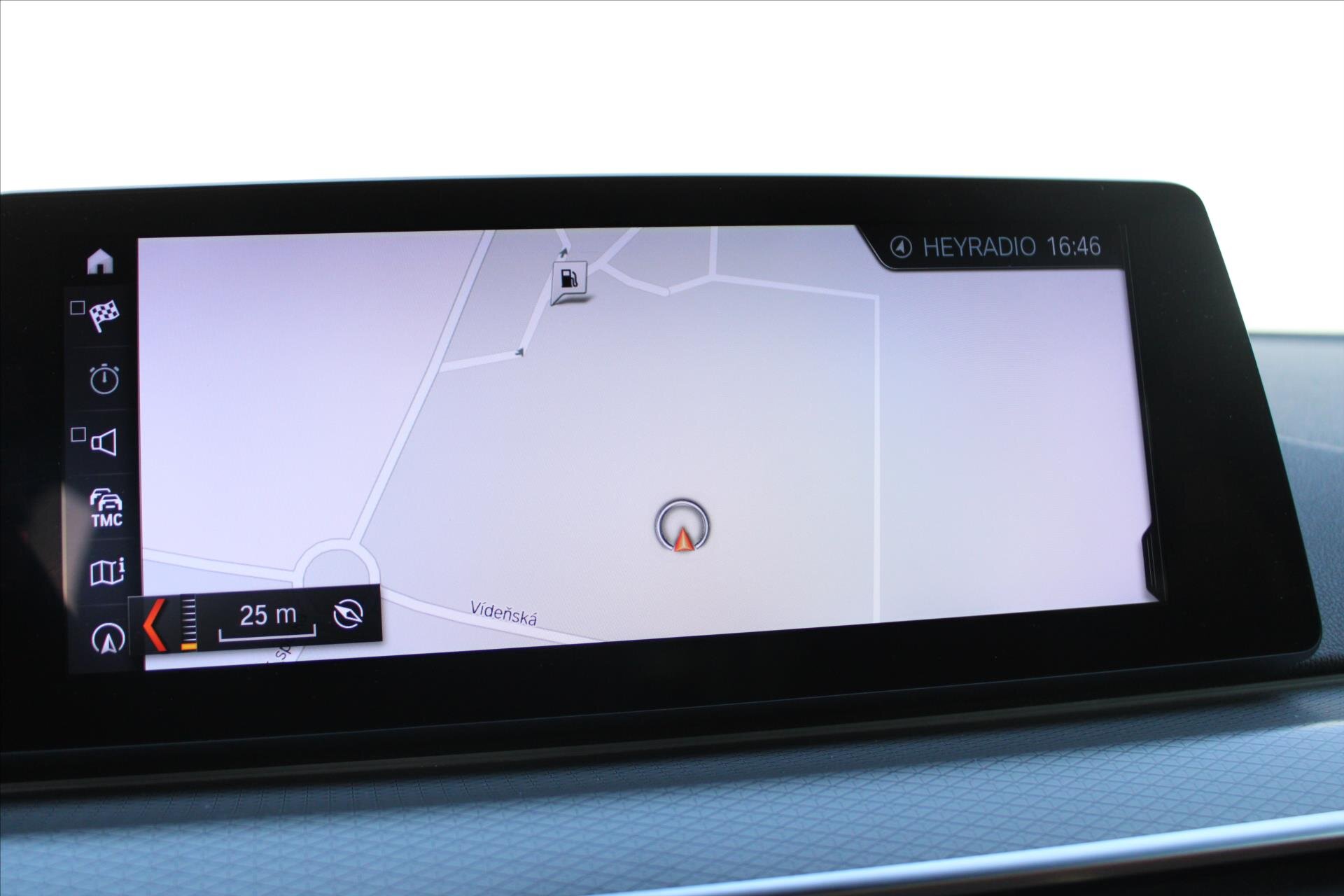 BMW Řada 5 Kombi 3,0 l 195 kw