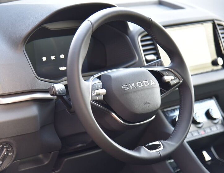 Škoda Karoq SUV 1,5 l 110 kw