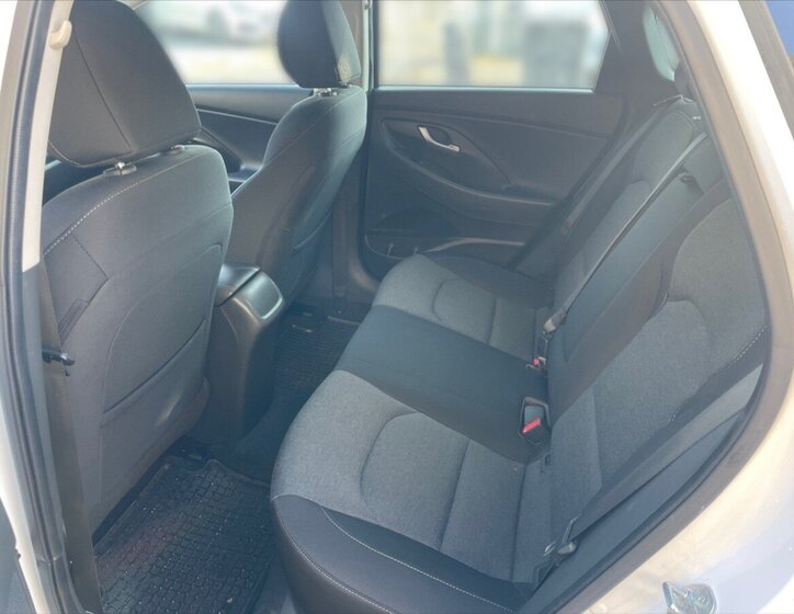 Hyundai i30 Kombi 998,0 88 kw