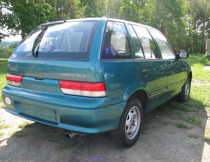 Suzuki Swift Hatchback 993,0 39 kw