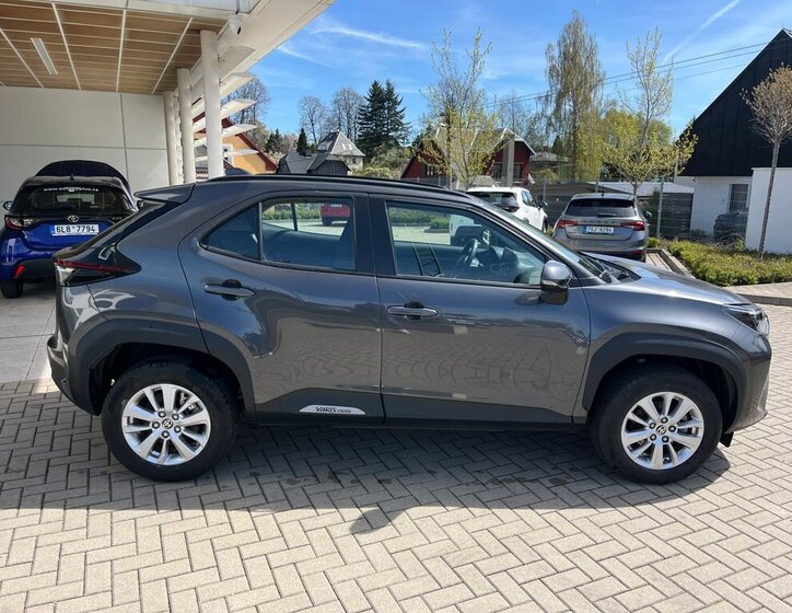 Toyota Yaris Cross SUV / Terénní 1,5 l 68 kw