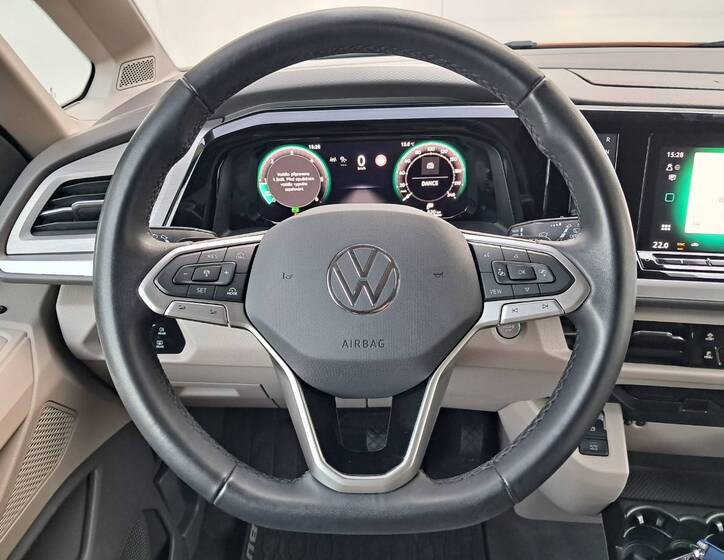 Volkswagen Multivan 6