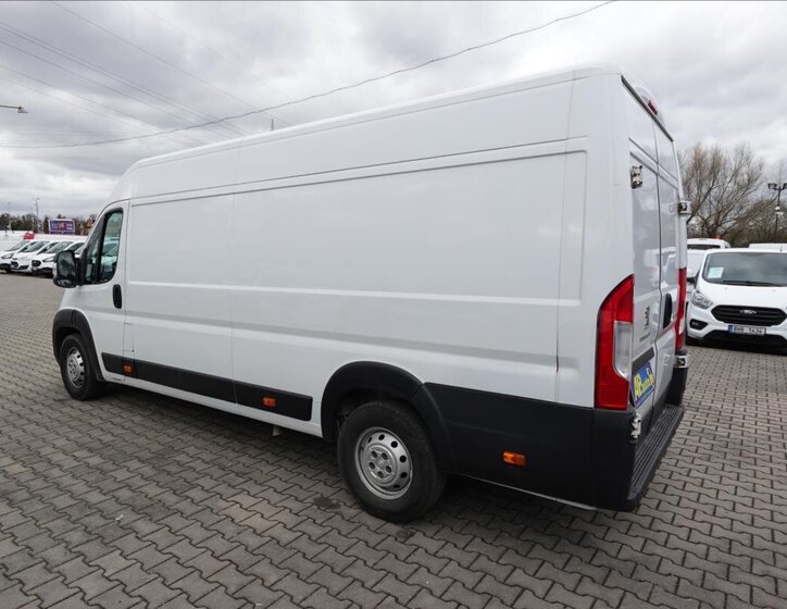 Peugeot Boxer Ostatní 2,2 l 121 kw