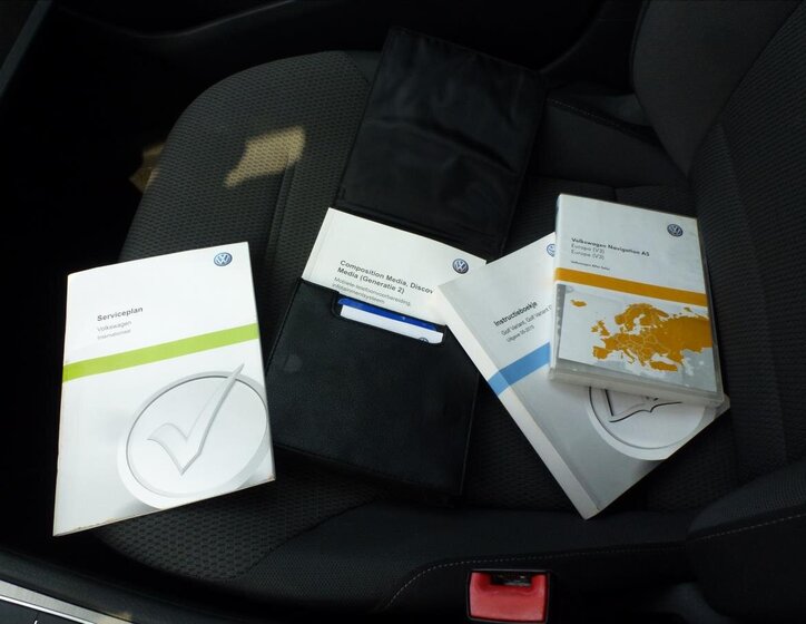 Volkswagen Golf Kombi 1,6 l 81 kw