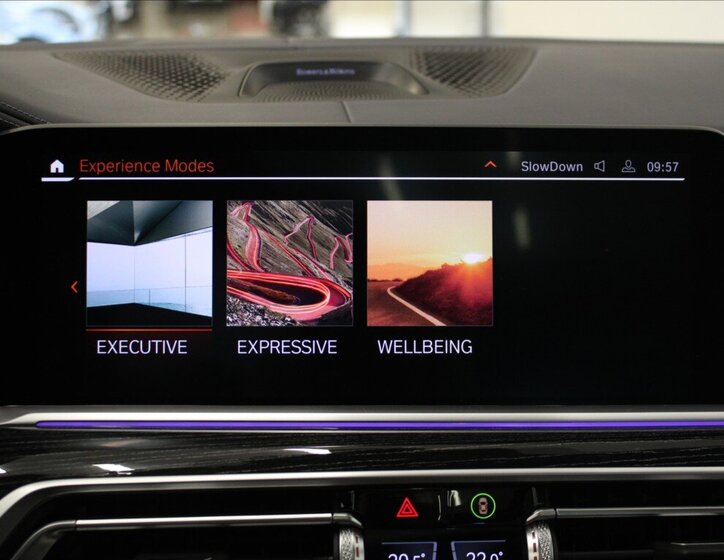 BMW X7 SUV / Terénní 3,0 l 250 kw