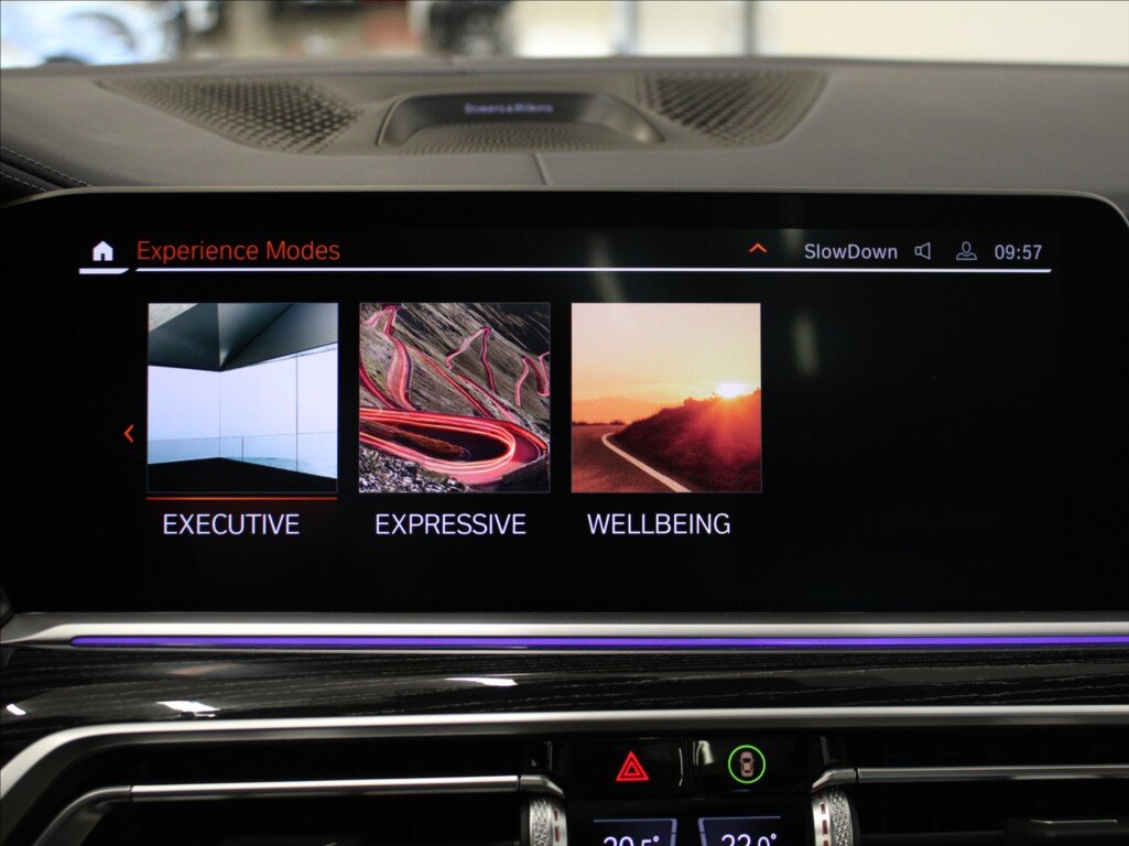 BMW X7 SUV / Terénní 3,0 l 250 kw