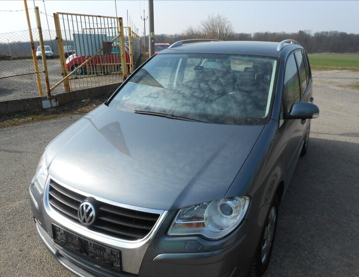 Volkswagen Touran Kombi 2,0 l 103 kw