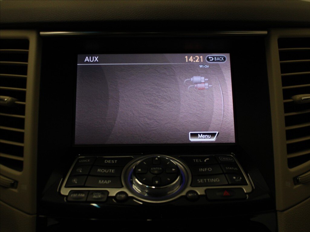 Infiniti QX70 SUV / Terénní 3,0 l 175 kw