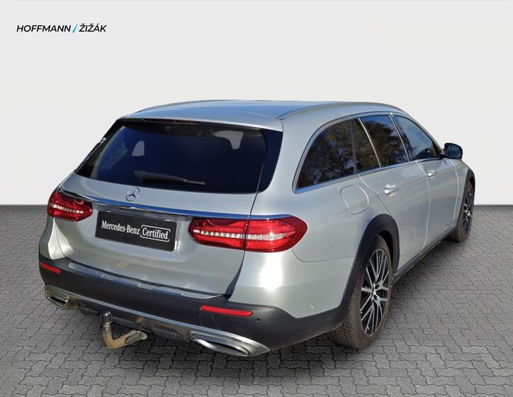 Mercedes-Benz Třídy E 5