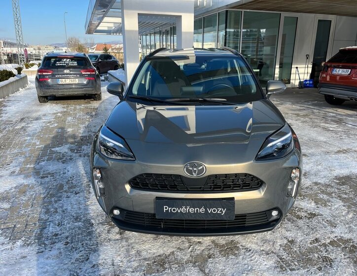 Toyota Yaris Cross 9