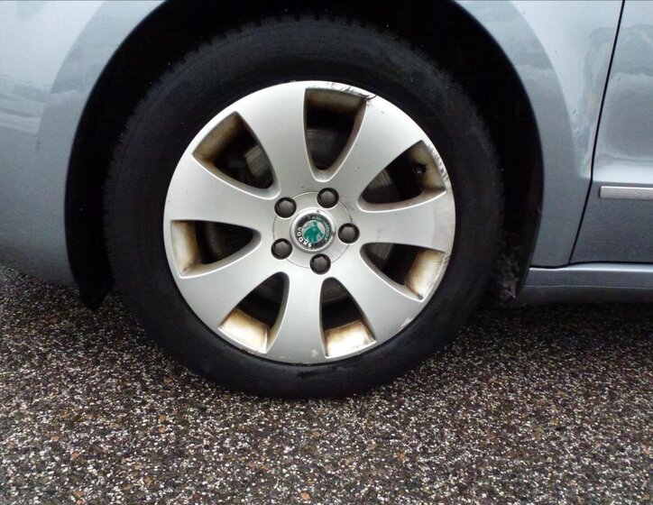 Škoda Superb Kombi 1,6 l 77 kw