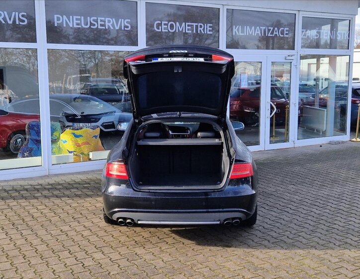 Audi S5 Sedan / Limuzína 3,0 l 245 kw