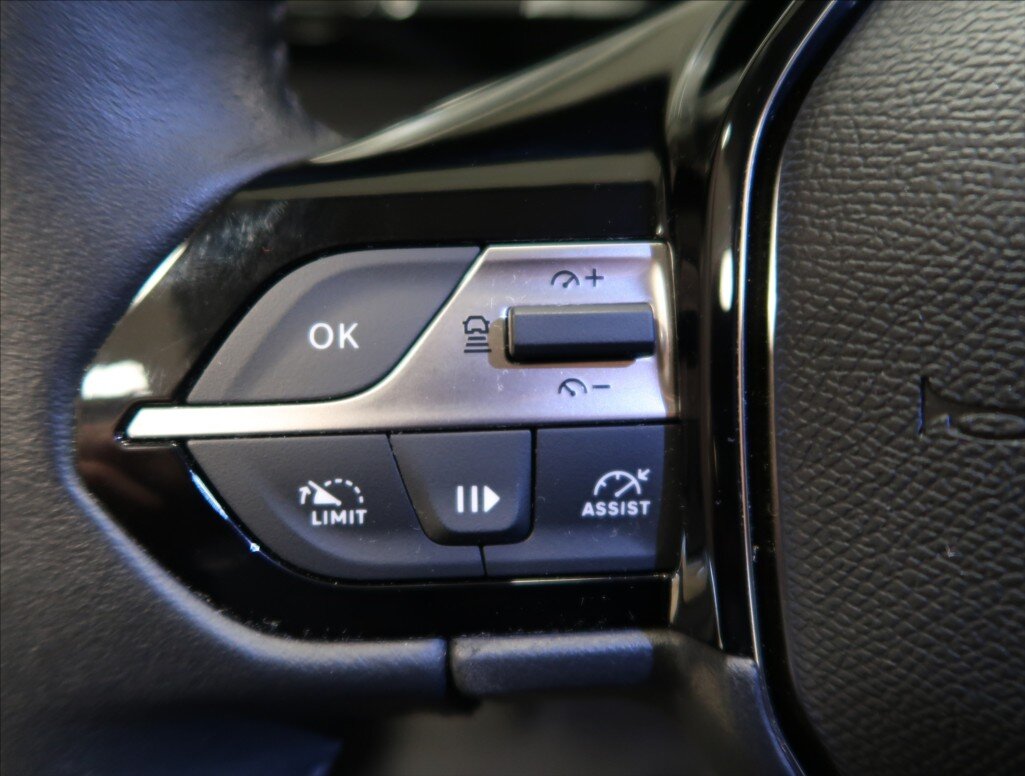 Peugeot 308 Kombi 1,2 l 96 kw