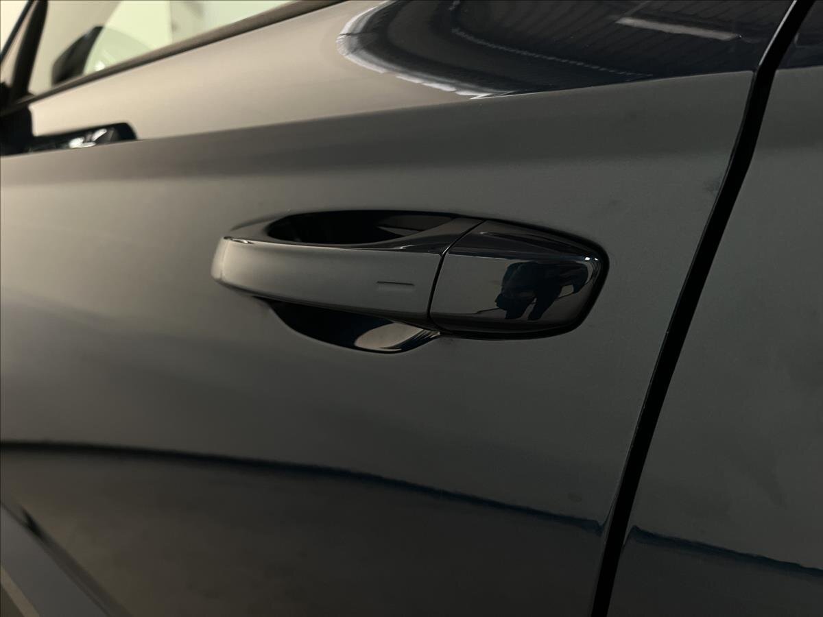 Škoda Karoq SUV / Terénní 1,5 l 110 kw