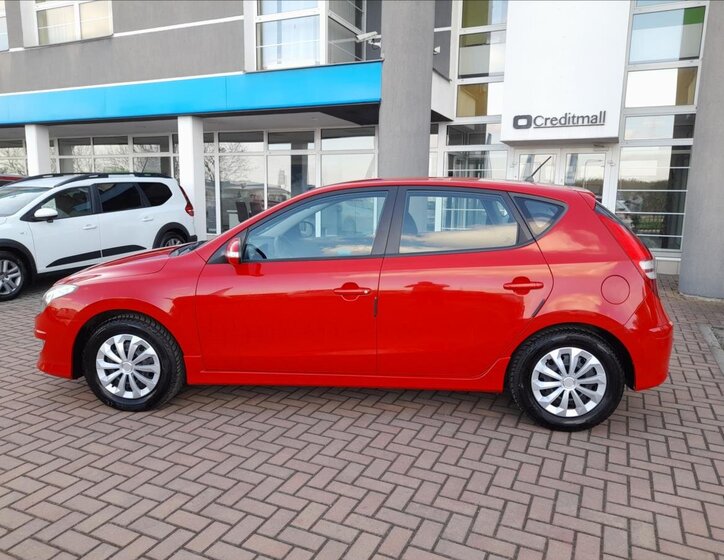 Hyundai i30 Hatchback 1,4 l 80 kw